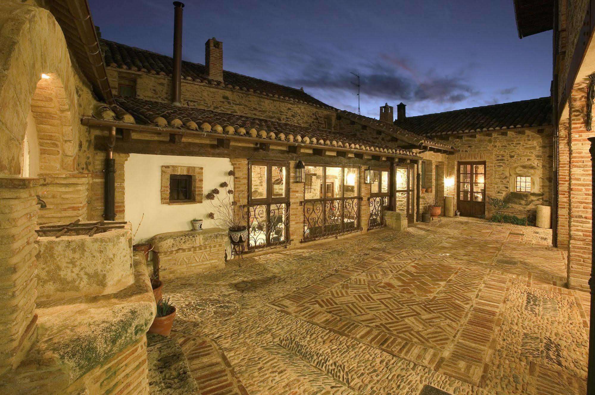 Hosteria Camino Luyego de Somoza エクステリア 写真
